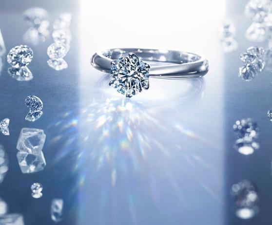 ラザールダイヤモンドのブライダルリングで永遠の輝きを（栃木県小山市）